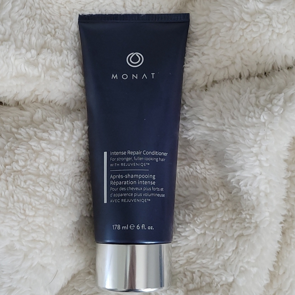 Monat Intensive Repair Conditioner, new and unused